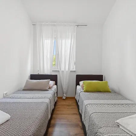 Neea Apartment