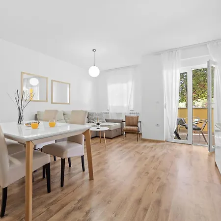 Apartment Neea *