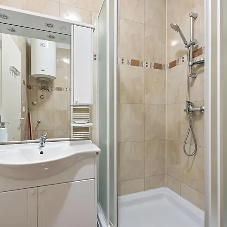 شقة Neea ميدولين