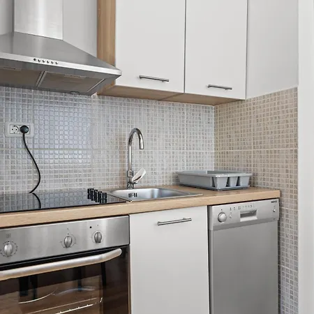 Neea Apartment *