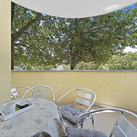 Apartment Neea *
