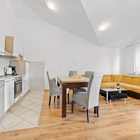 Apartment Neea
